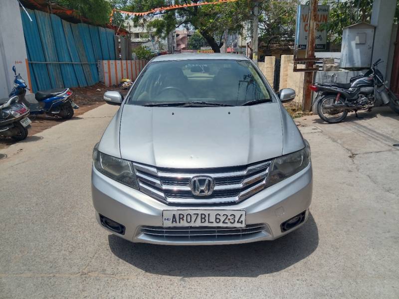 Honda City NEW V MT