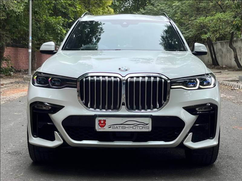 BMW X7 xDrive40i M Sport (Petrol)