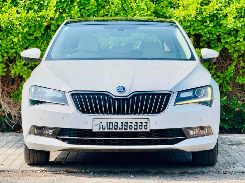 Skoda Superb Style TSI AT