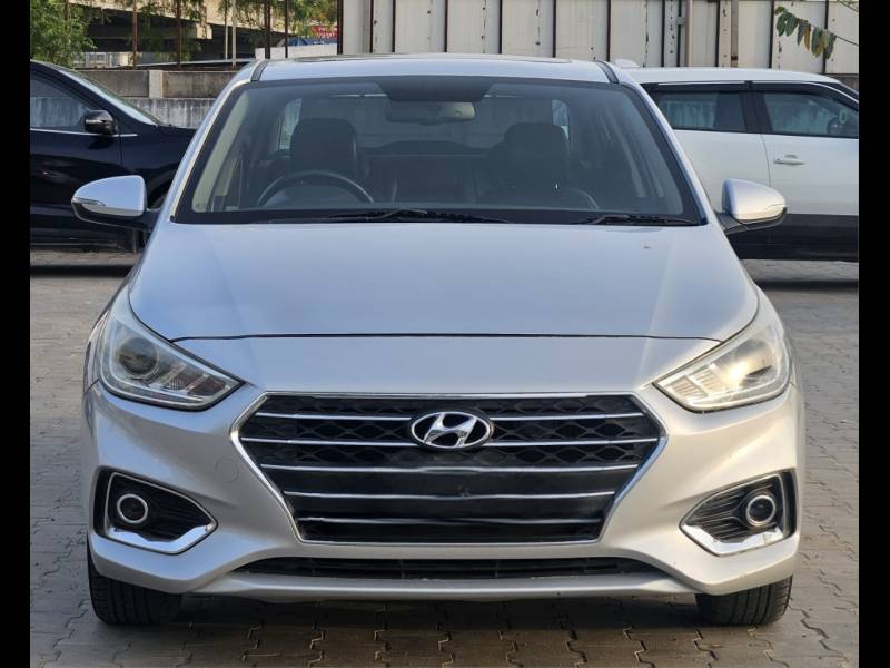 Hyundai Verna 1.6 CRDI SX