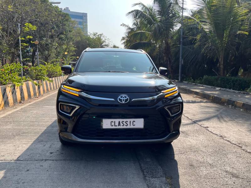 Toyota Urban Cruiser Hyryder V Hybrid