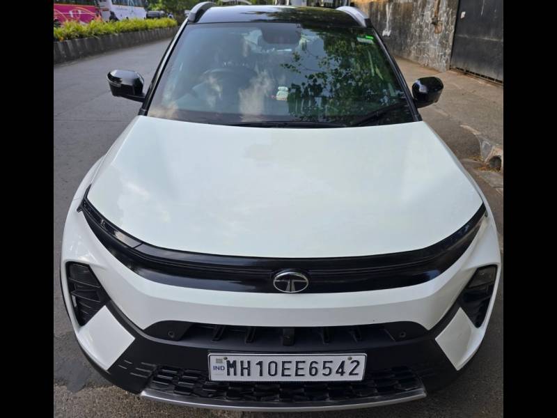 Tata Nexon Fearless Plus (S) 1.5 Diesel 6AMT Dual Tone