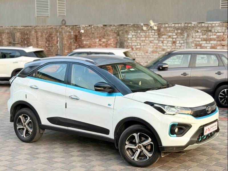 Tata Nexon EV XZ Plus LUX