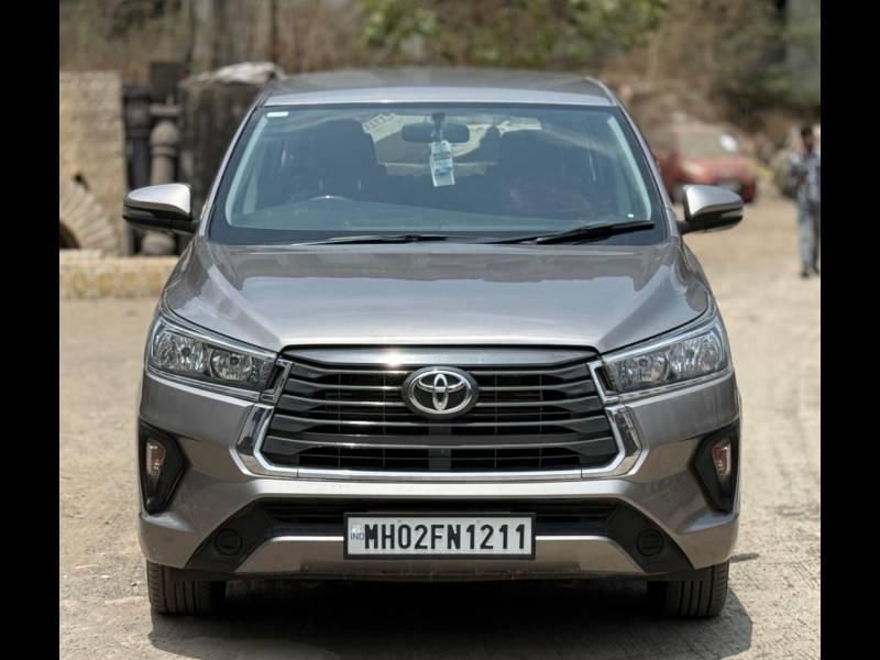 Toyota Innova Crysta 2.4 GX 7 STR