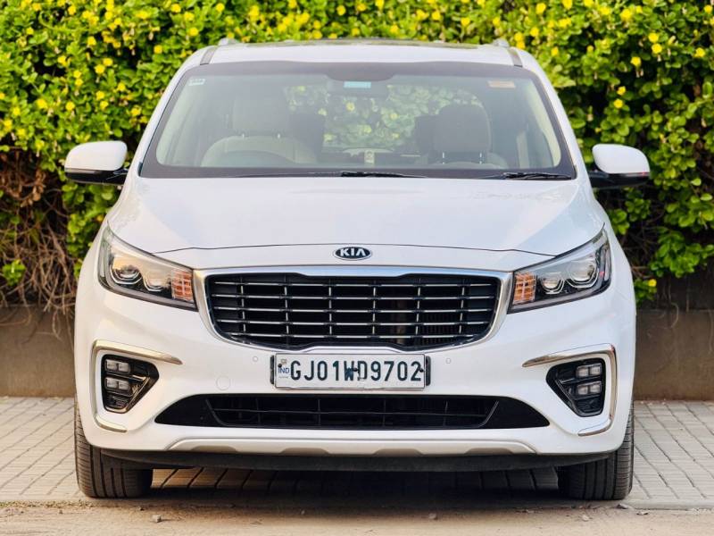 Kia Carnival Prestige 7 STR