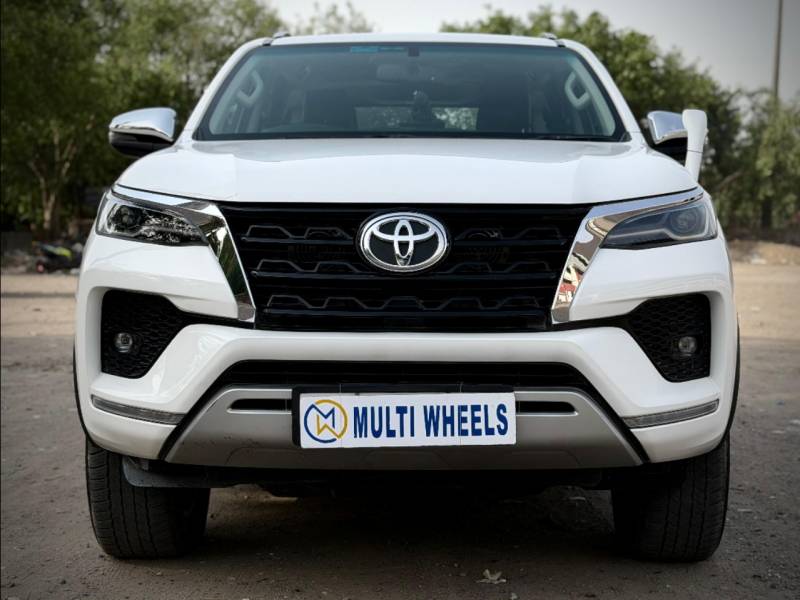 Toyota Fortuner 3.0 4x4 AT