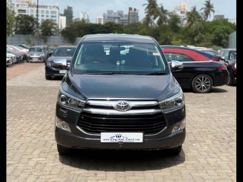 Toyota Innova Crysta 2.8 ZX AT 7 STR