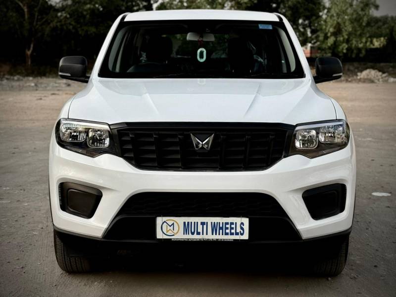 Mahindra Scorpio-N Z2 Petrol MT 7 STR