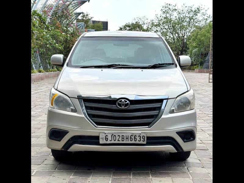 Toyota Innova 2.5 G (Diesel) 7 STR Euro4