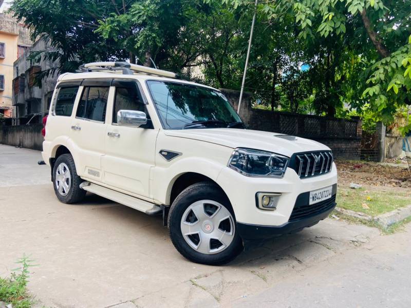 Mahindra Scorpio S5 2WD 9 STR
