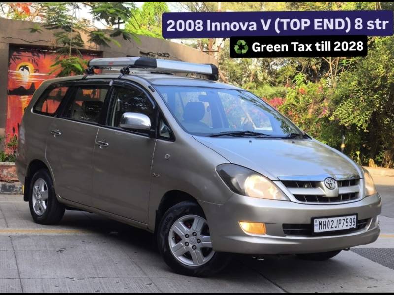 Toyota Innova 2.5 V 8 STR