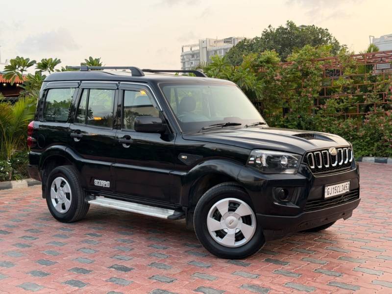 Mahindra Scorpio S5