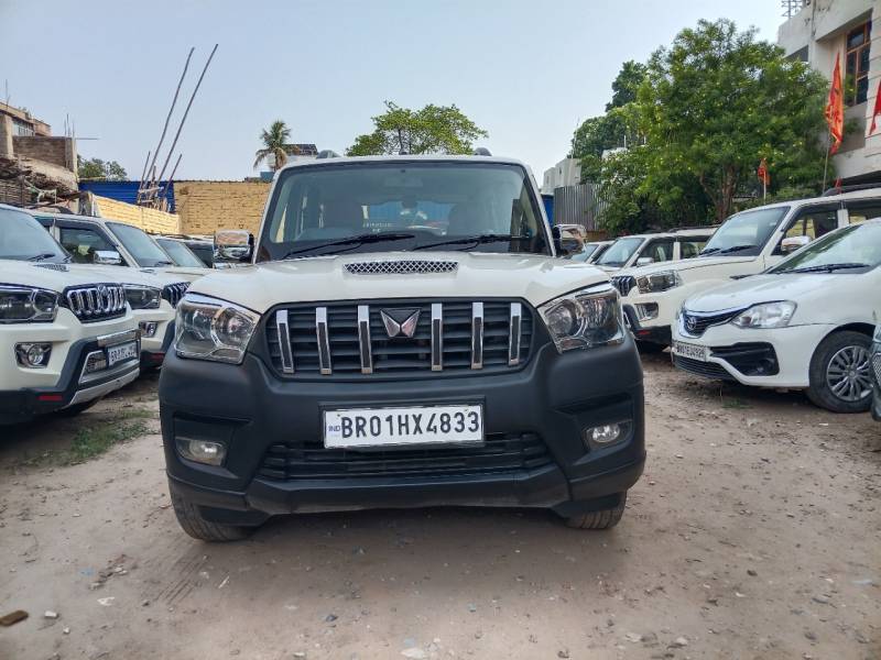 Mahindra Scorpio Classic S MT 7STR