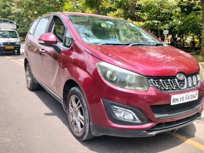 Mahindra Marazzo M8 7 STR