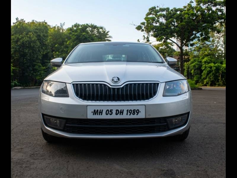 Skoda Octavia Style Plus 2.0 TDI AT (Diesel)