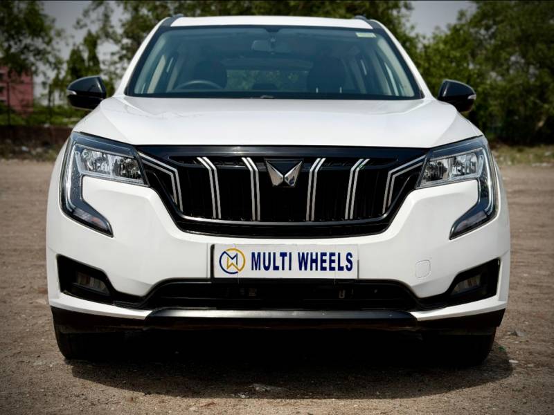 Mahindra XUV700 MX Diesel MT 7 STR