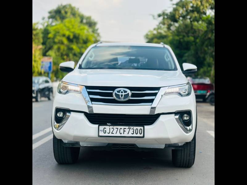 Toyota Fortuner 2.8 4x2 AT