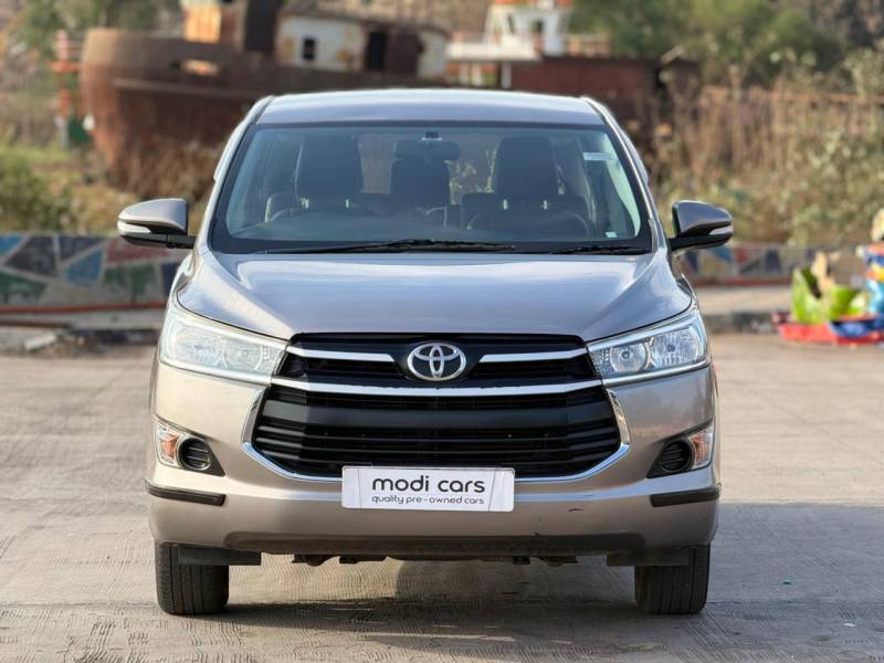 Toyota Innova Crysta 2.8 G AT