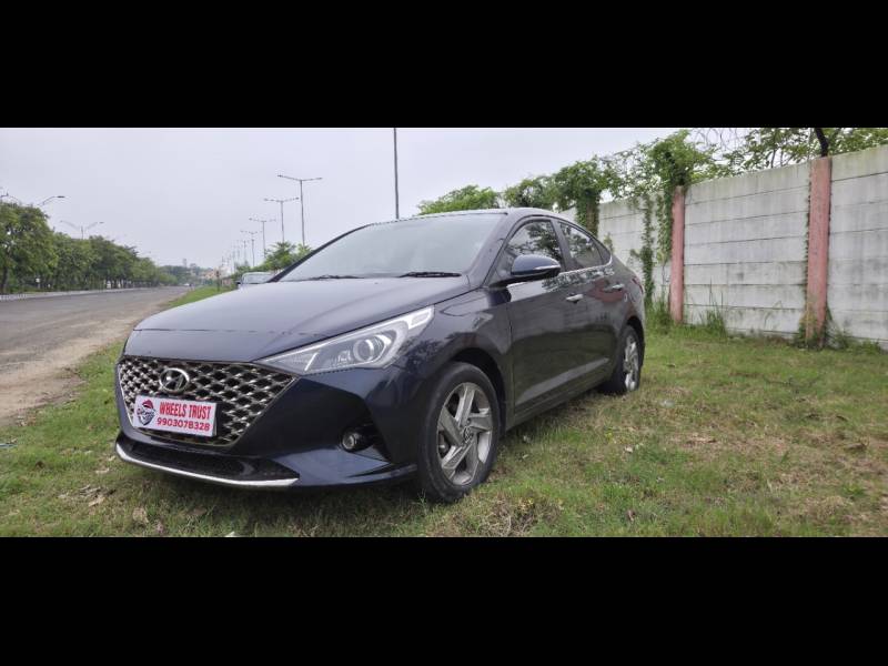 Hyundai Verna SX 1.5 MPi
