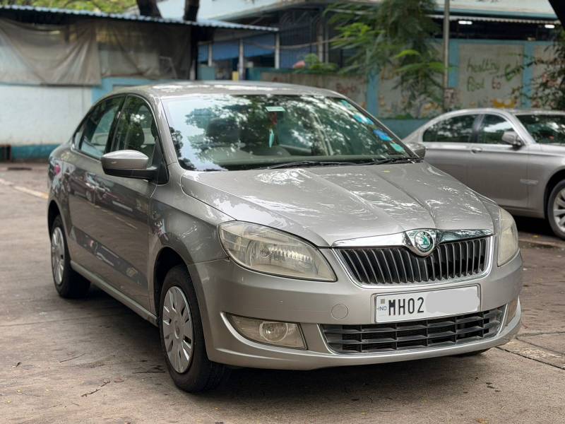 Skoda Rapid Ambition 1.6 MPI MT Plus