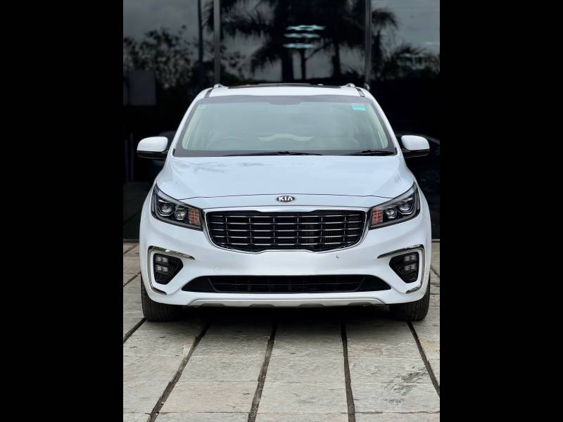 Kia Carnival Prestige 6 STR