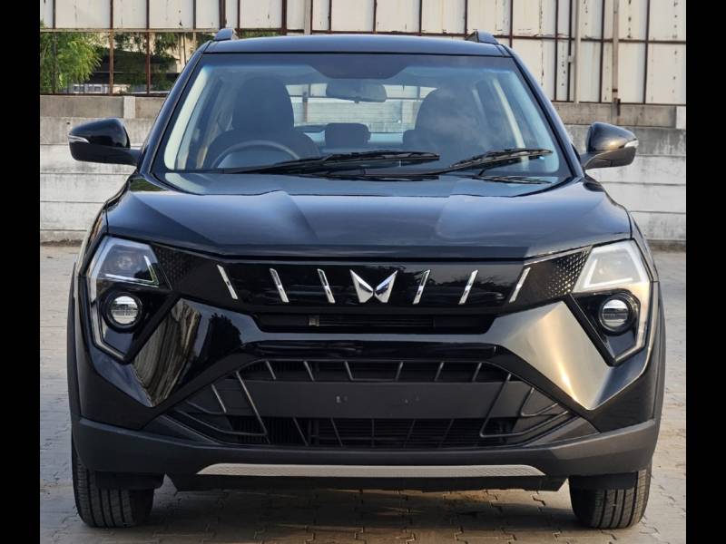 Mahindra XUV 3XO AX5 1.2 Petrol