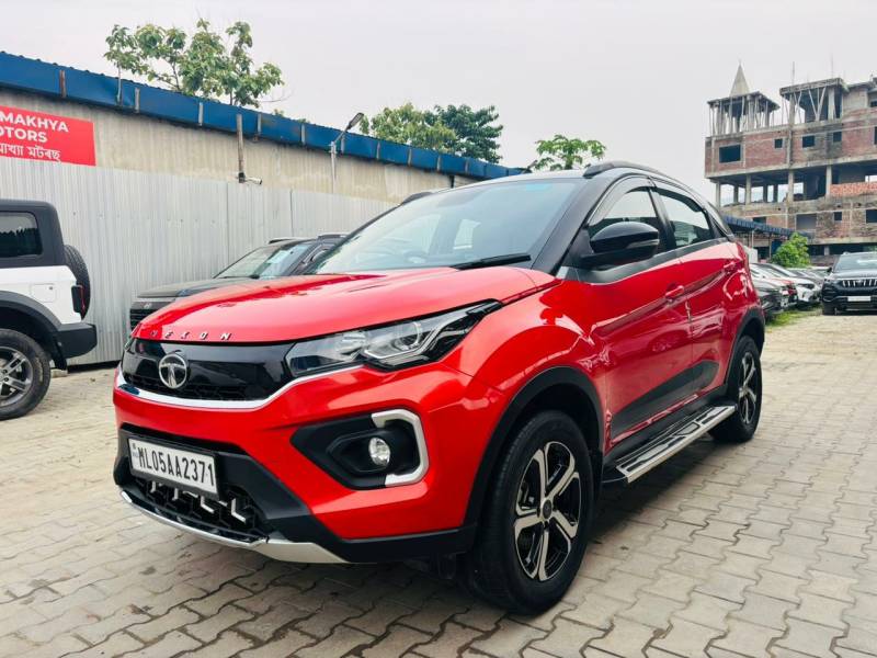Tata Nexon XZ Plus LUXS