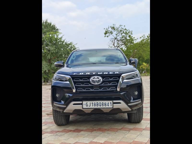 Toyota Fortuner 4X4 MT 2.8 Diesel
