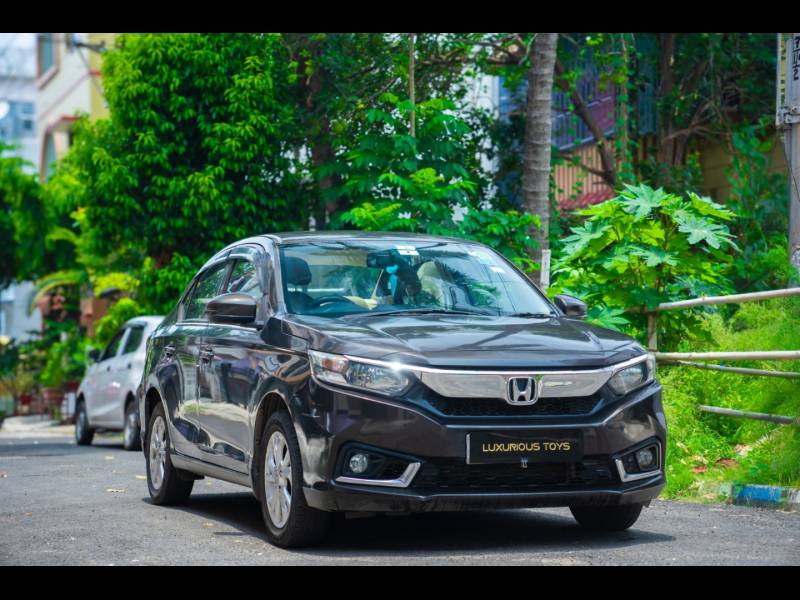 Honda Amaze 1.2 V MT Petrol