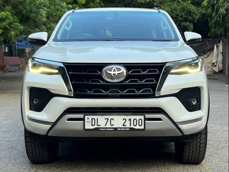 Toyota Fortuner 4X2 AT 2.7 Petrol