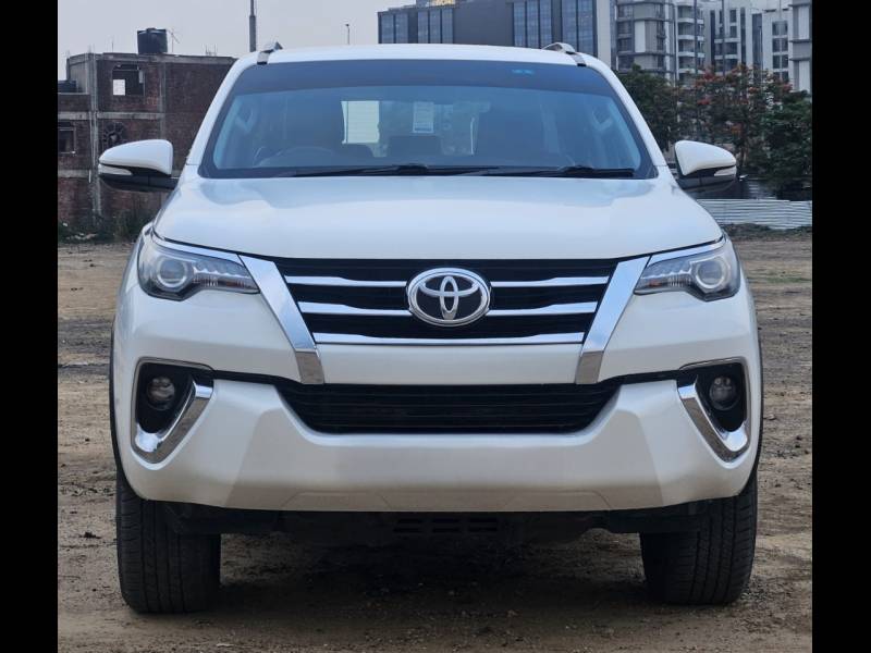 Toyota Fortuner 3.0 4x4 AT