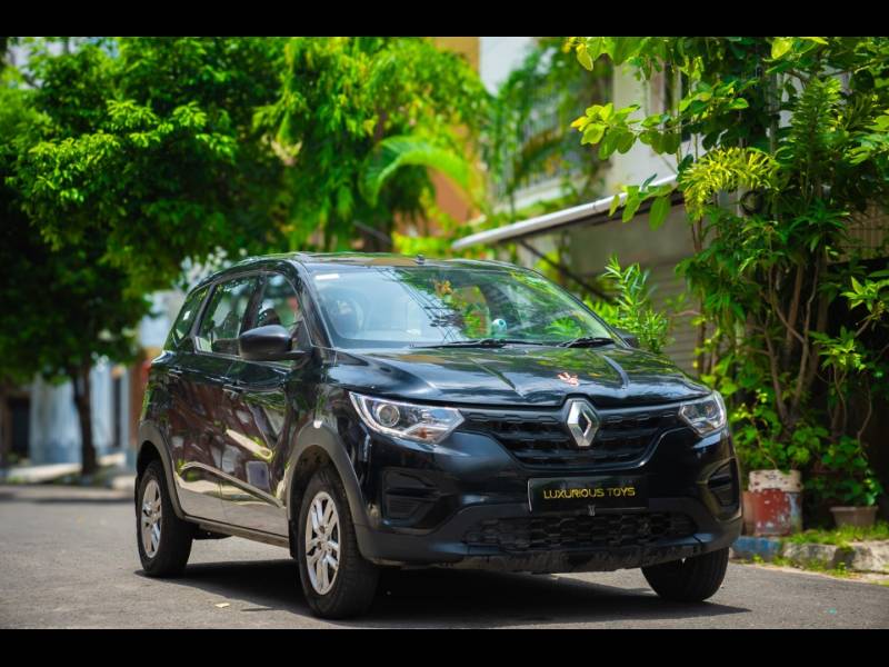 Renault Triber RXL