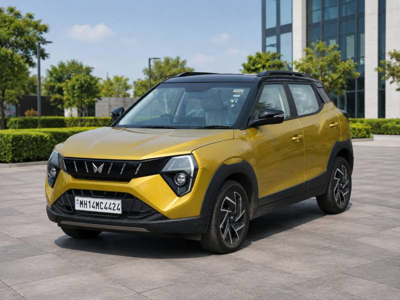 Mahindra XUV 3XO AX7 1.2 Petrol