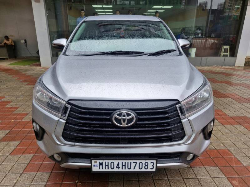 Toyota Innova Crysta 2.4 G 7 STR