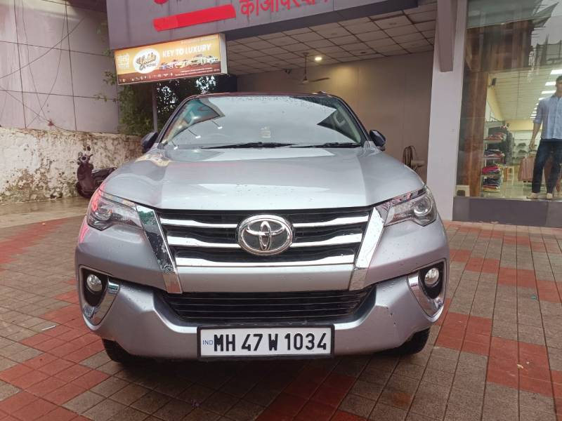 Toyota Fortuner 2.8 4x2 AT