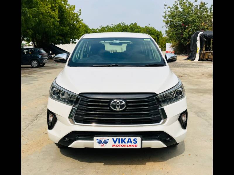 Toyota Innova Crysta 2.4 ZX AT 7 STR
