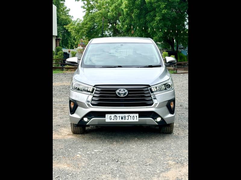 Toyota Innova Crysta 2.4 ZX AT 7 STR