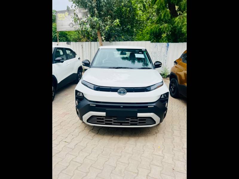 Tata Punch Pure MT
