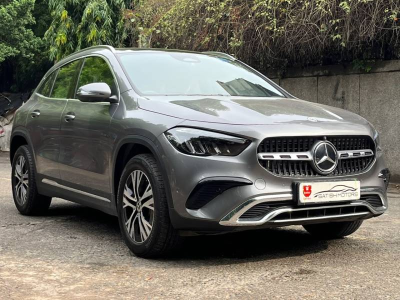 Mercedes Benz GLA 200