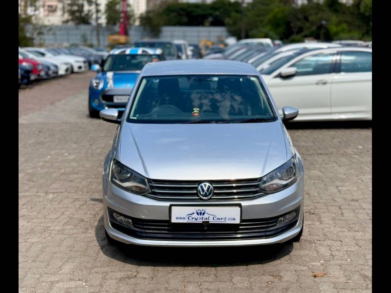 Volkswagen Vento 1.6 Comfortline AT
