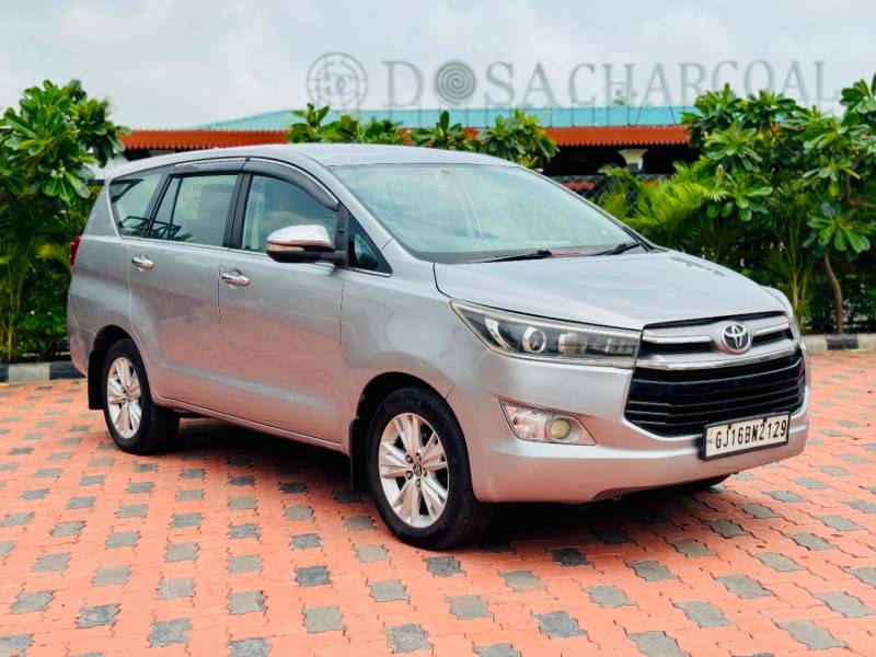 Toyota Innova Crysta 2.8 ZX AT 7 STR