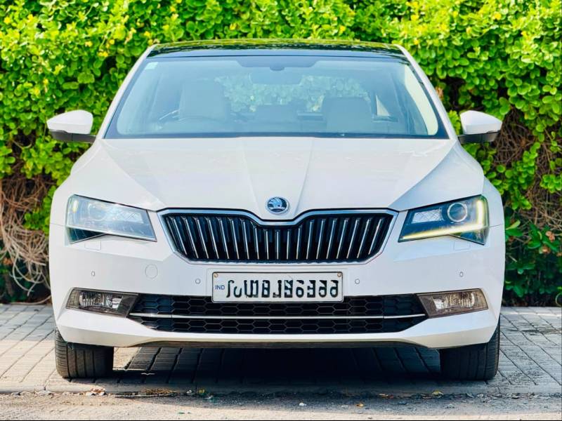 Skoda Superb Style TSI AT