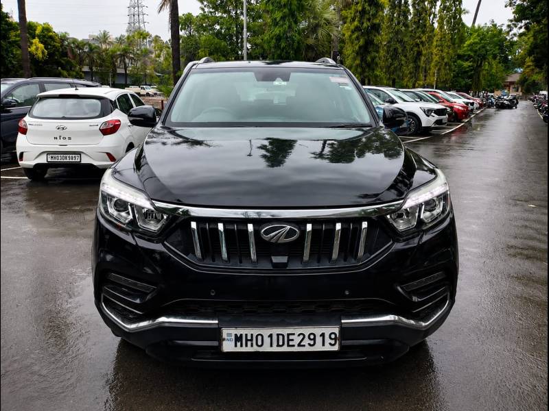 Mahindra Alturas G4 4WD AT