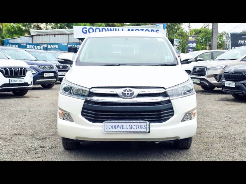 Toyota Innova Crysta 2.4 VX 7 STR