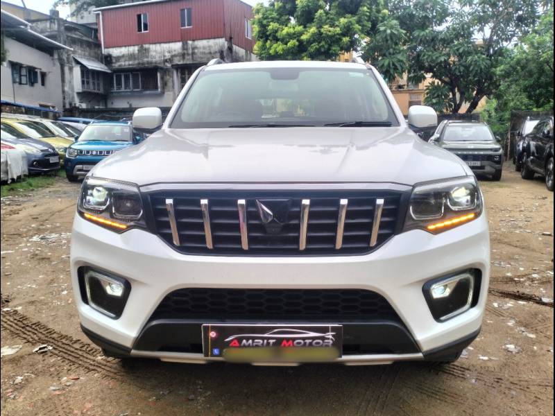 Mahindra Scorpio-N Z8 L Diesel MT 2WD 7 STR