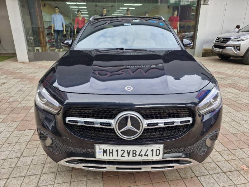 Mercedes Benz GLA 200