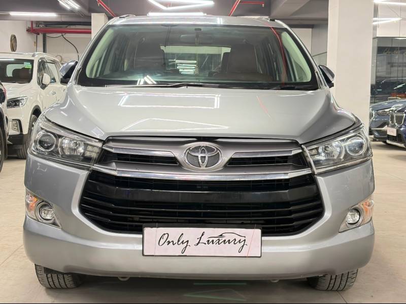 Toyota Innova Crysta ZX 2.4 7 STR