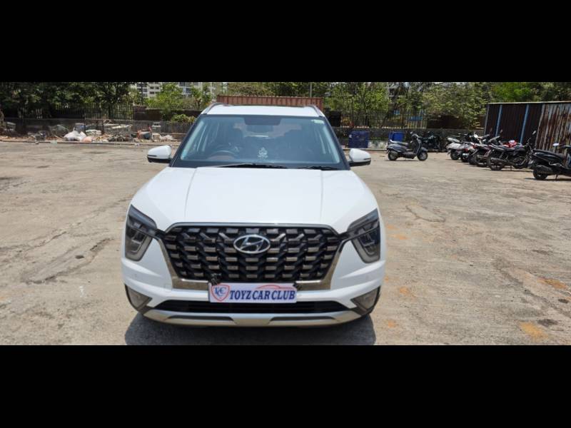 Hyundai Alcazar Signature (O) 6 STR 1.5 Diesel AT