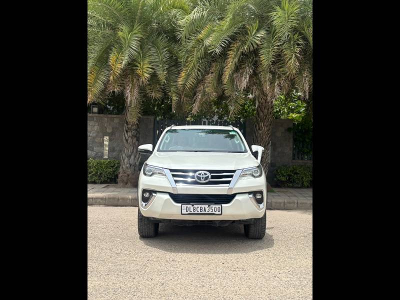 Toyota Fortuner 2.8 4x2 AT