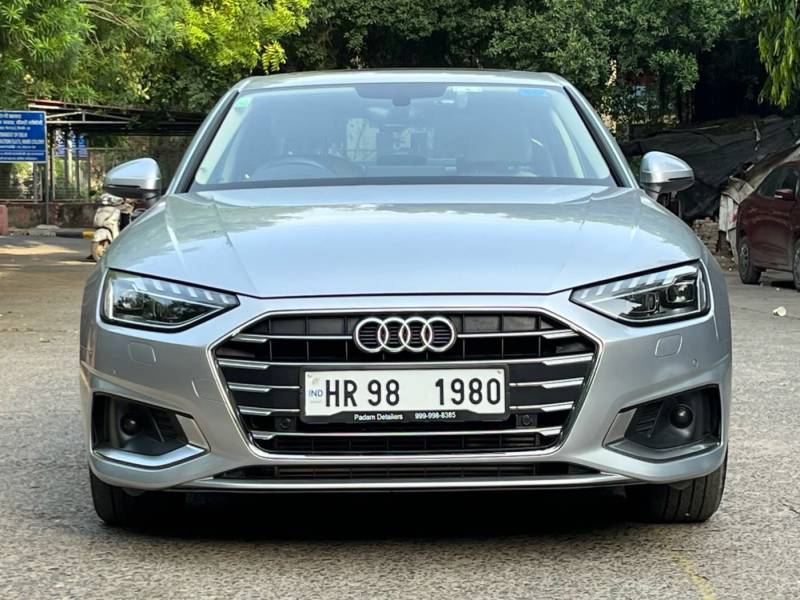 Audi A4 Technology 40 TFSI